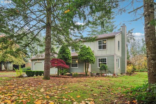 2.5 Acres of Residential Land with Home for Sale in Colton, Oregon