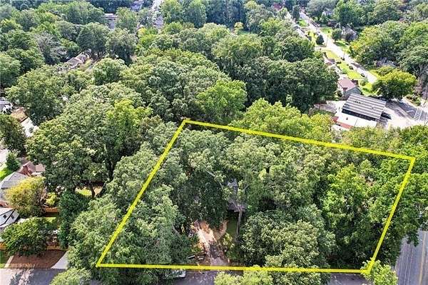 2.2 Acres of Mixed-Use Land for Sale in Atlanta, Georgia