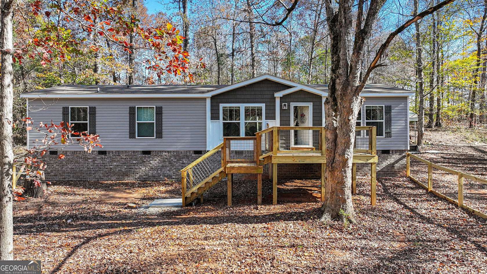 3.87 Acres of Residential Land with Home for Sale in Commerce, Georgia