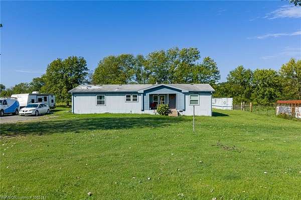 9.3 Acres of Residential Land with Home for Sale in Lavaca, Arkansas