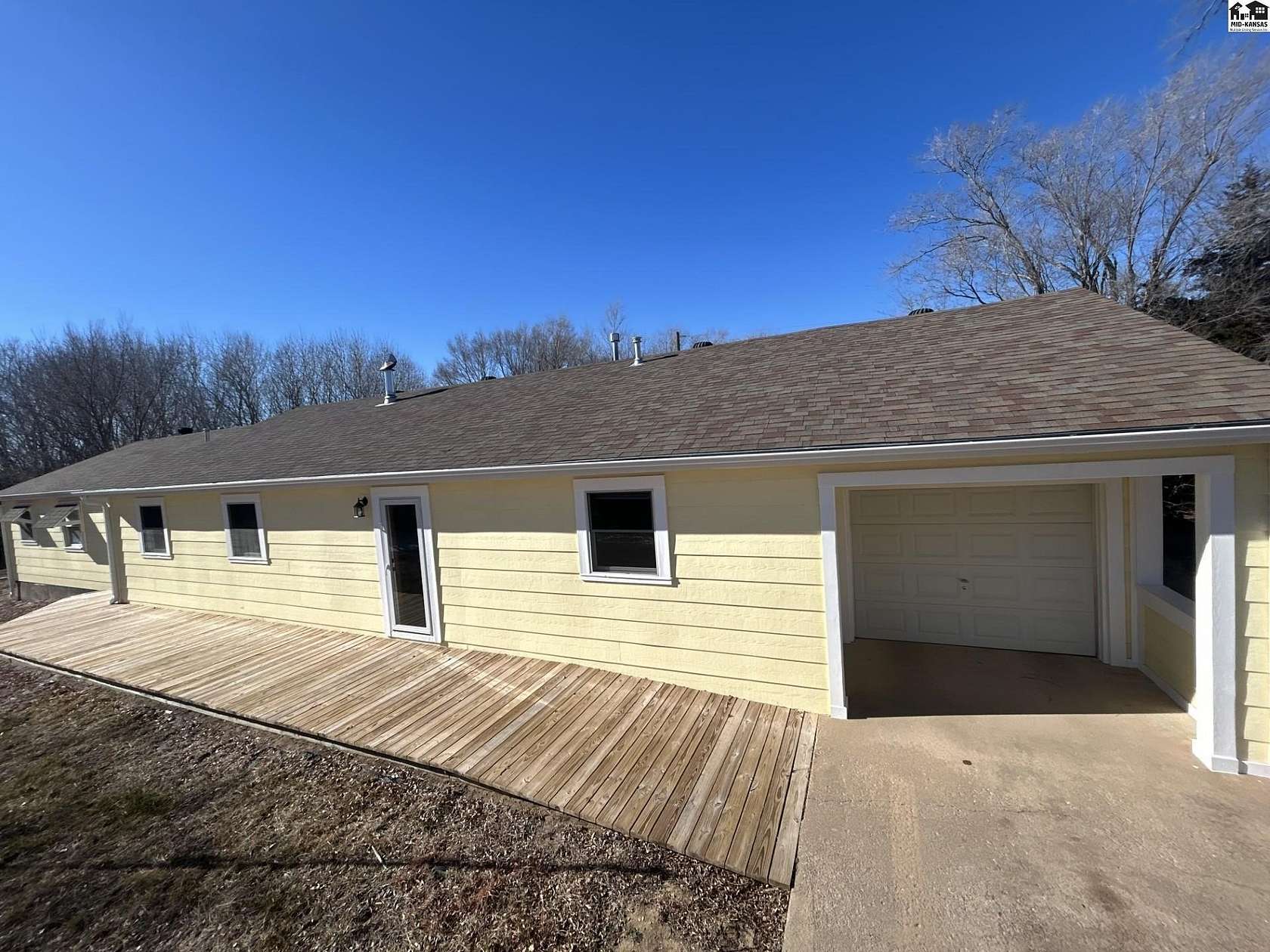 11.2 Acres of Land with Home for Sale in Hutchinson, Kansas