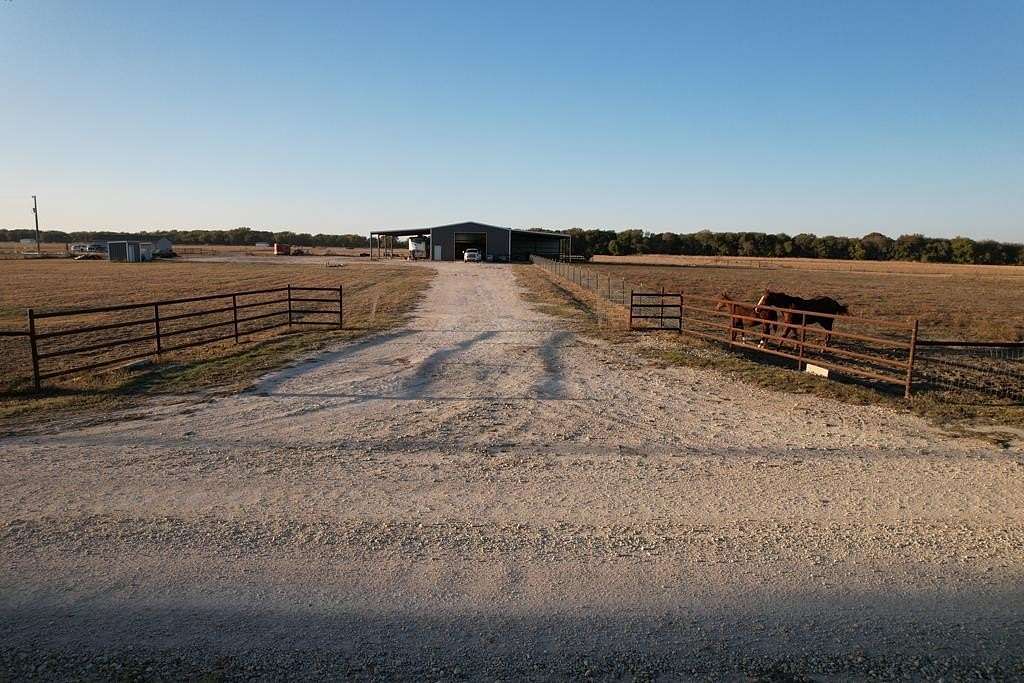 12.3 Acres of Improved Land for Sale in Grandview, Texas