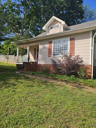 1.9 Acres of Residential Land with Home for Sale in Shelbyville, Tennessee