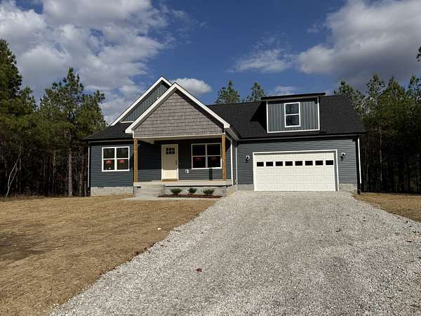 5 Acres of Residential Land with Home for Sale in Erin, Tennessee