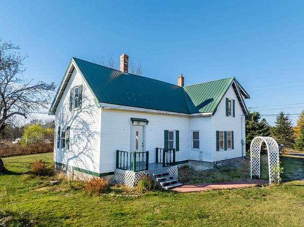 5.44 Acres of Land with Home for Sale in Jonesboro, Maine