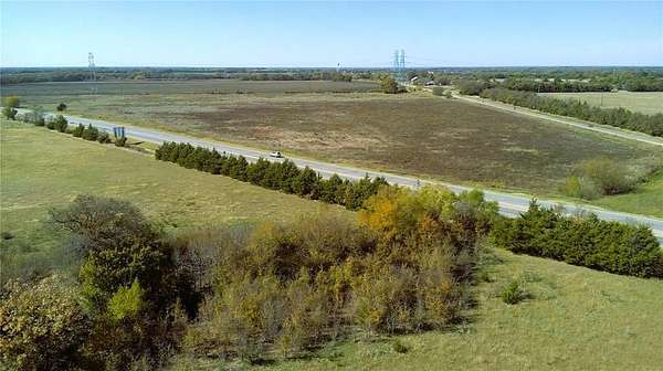 55 Acres of Agricultural Land with Home for Sale in Trenton, Texas