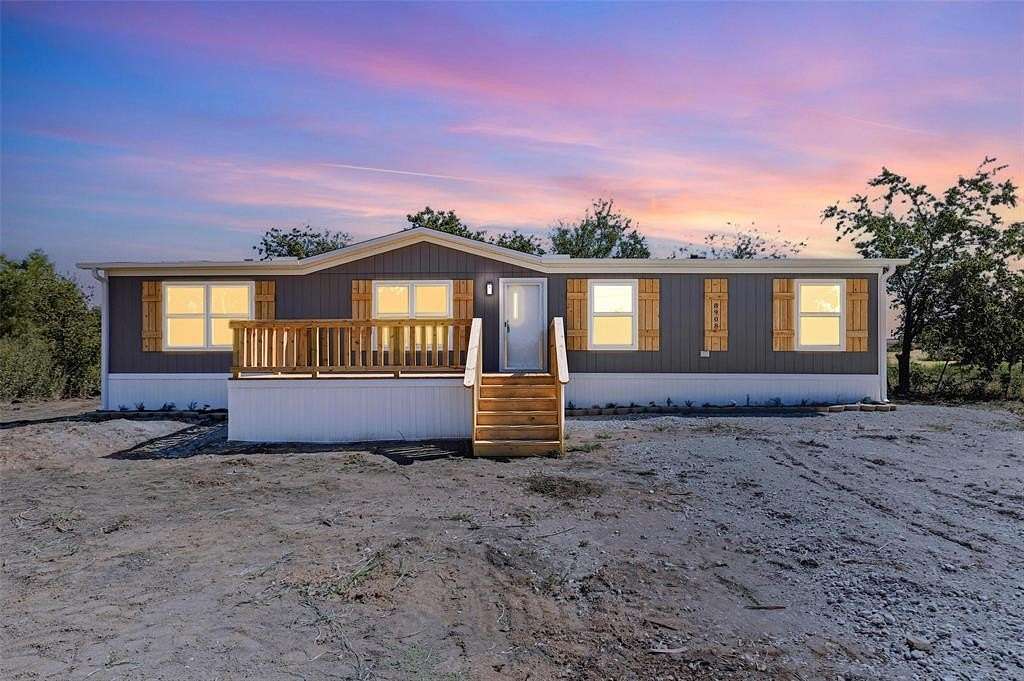 1.63 Acres of Residential Land with Home for Sale in Alvarado, Texas