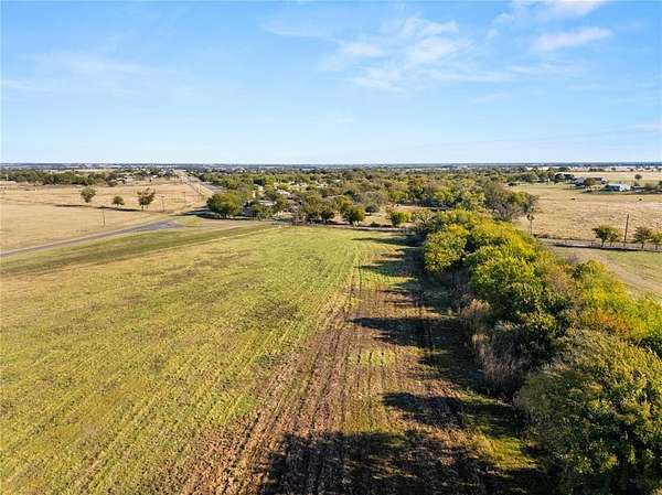 26 Acres of Recreational Land & Farm for Sale in McGregor, Texas