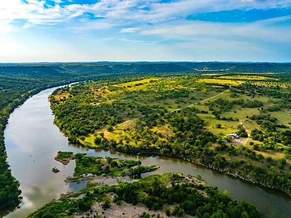 10 Acres of Land for Sale in Graford, Texas