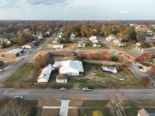 0.53 Acres of Commercial Land for Sale in Tuscumbia, Alabama