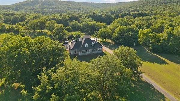 10 Acres of Land with Home for Sale in Skiatook, Oklahoma