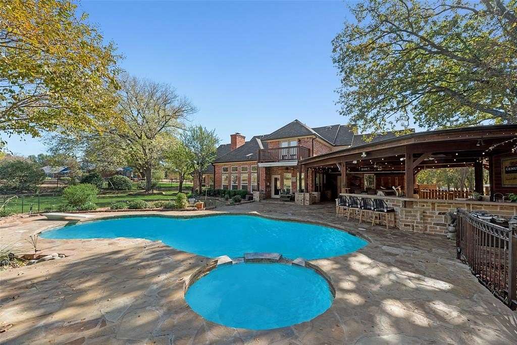 5.14 Acres of Land with Home for Sale in Mansfield, Texas