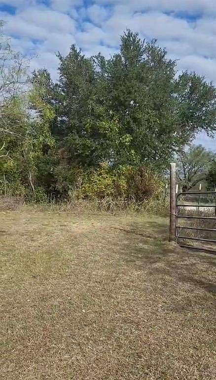 5.29 Acres of Residential Land for Sale in Morgan, Texas