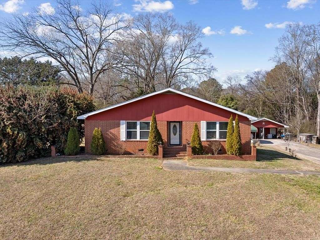 1.74 Acres of Land with Home for Lease in Dalton, Georgia