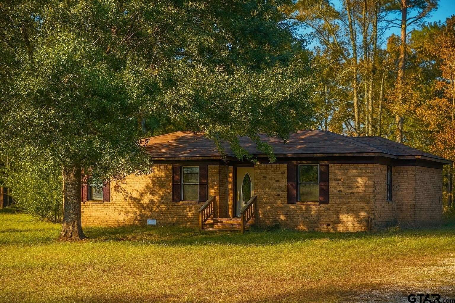 3 Acres of Residential Land with Home for Lease in Troup, Texas