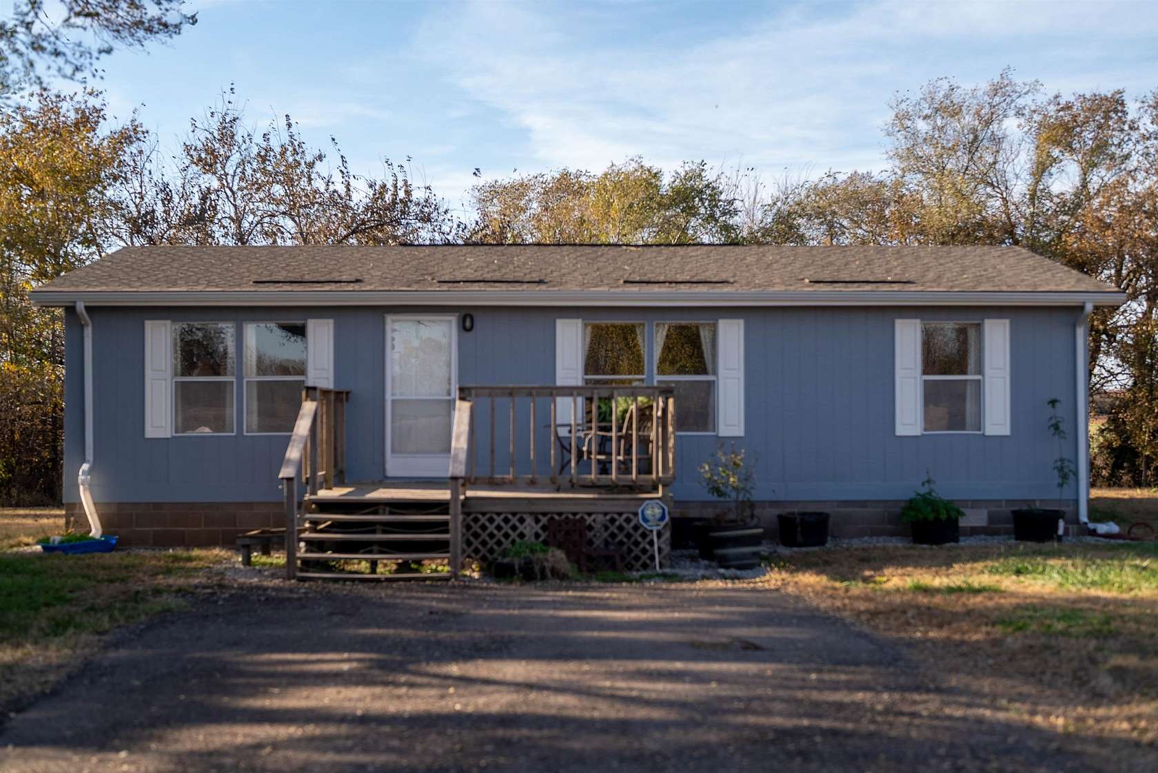 2 Acres of Residential Land with Home for Sale in Oxford, Kansas