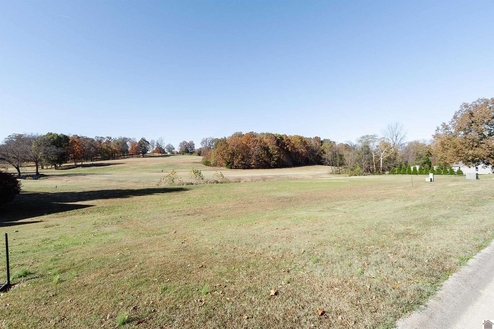 0.86 Acres of Residential Land for Sale in Benton, Kentucky