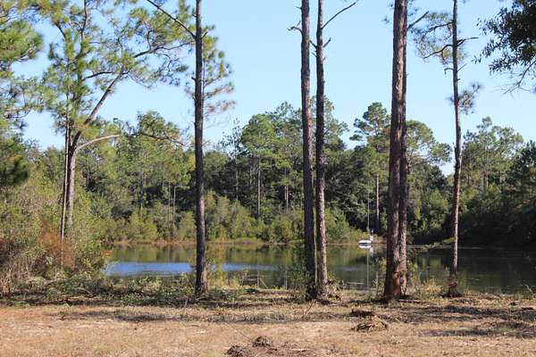 0.39 Acres of Residential Land for Sale in DeFuniak Springs, Florida