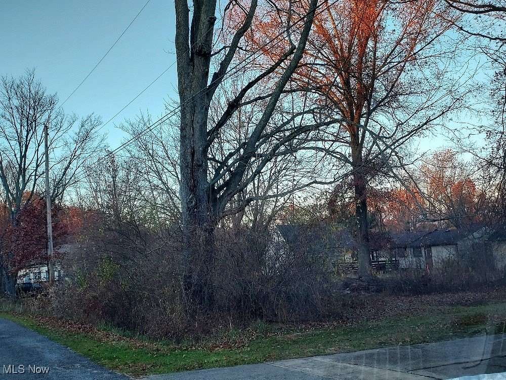 0.11 Acres of Land for Sale in Lake Milton, Ohio