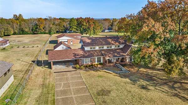4.16 Acres of Land with Home for Sale in Fort Smith, Arkansas