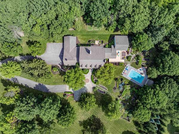 11.7 Acres of Recreational Land with Home for Sale in Fort Wayne, Indiana