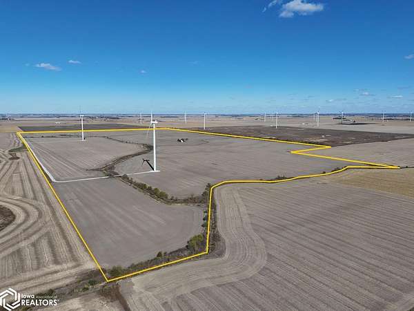 284 Acres of Agricultural Land for Sale in Hoopeston, Illinois