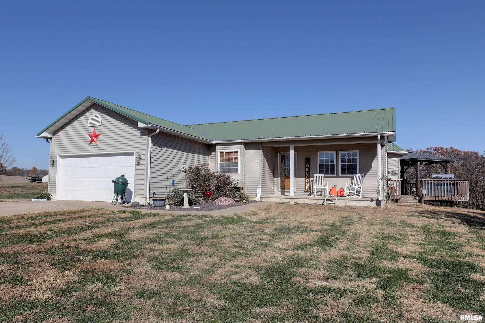 5 Acres of Residential Land with Home for Sale in Loraine, Illinois