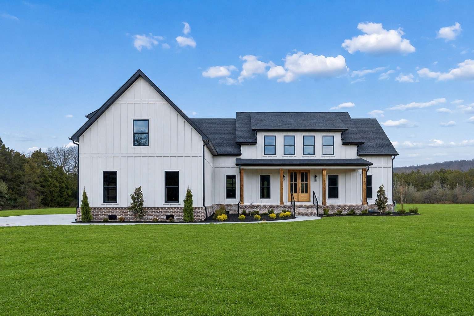 5.13 Acres of Land with Home for Sale in Lascassas, Tennessee