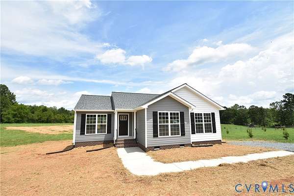 1.6 Acres of Land with Home for Sale in Louisa, Virginia