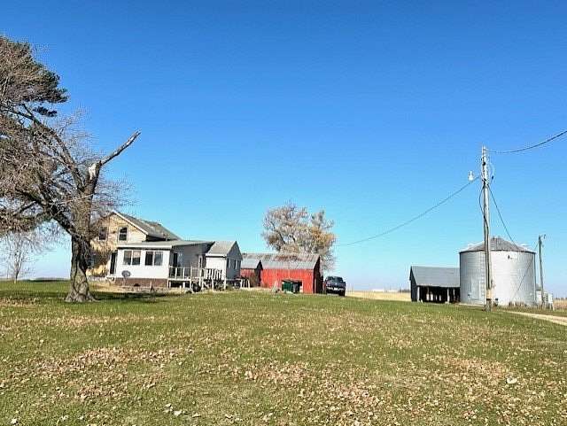 3.5 Acres of Residential Land with Home for Sale in Harmon, Illinois