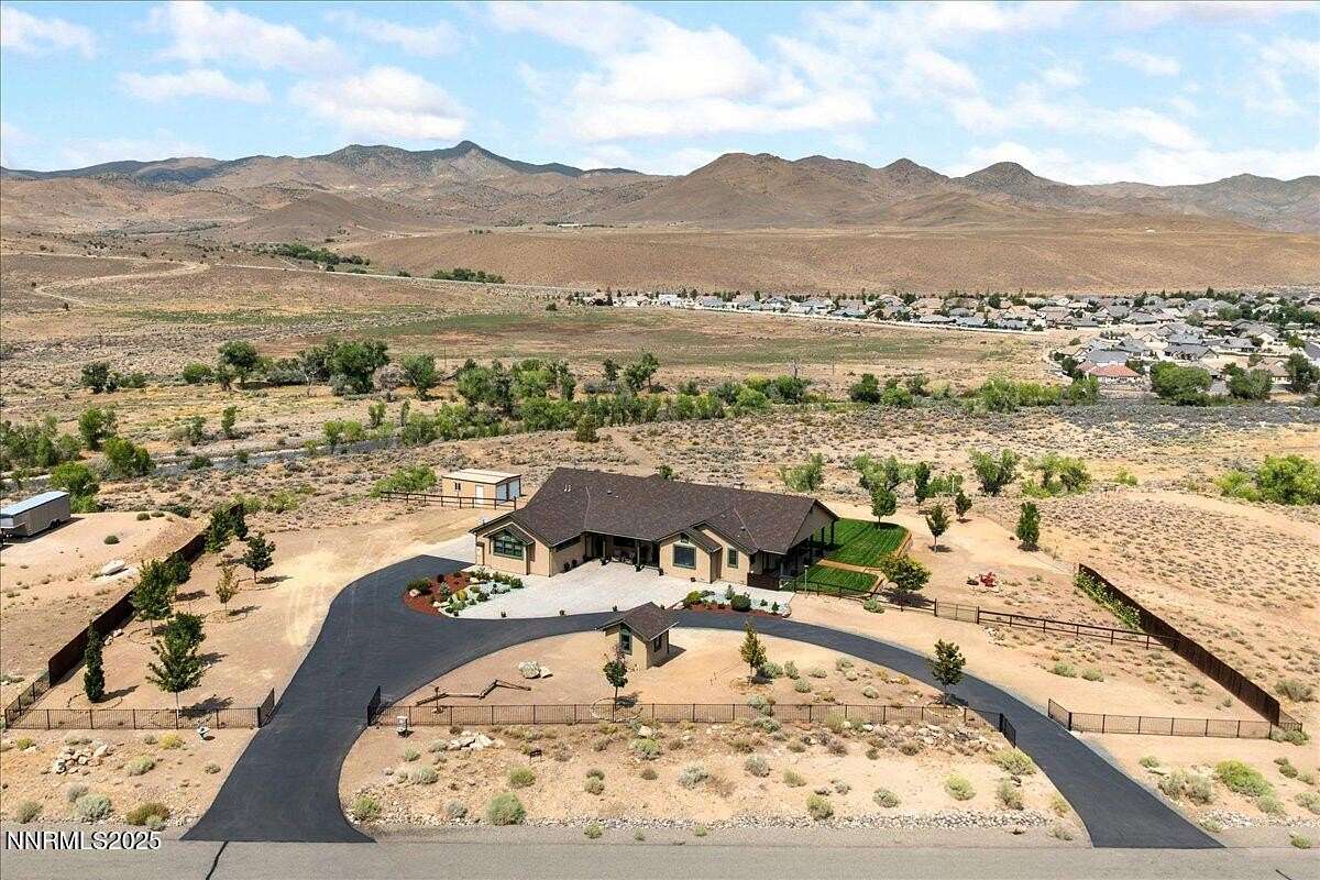 7.6 Acres of Residential Land with Home for Sale in Dayton, Nevada