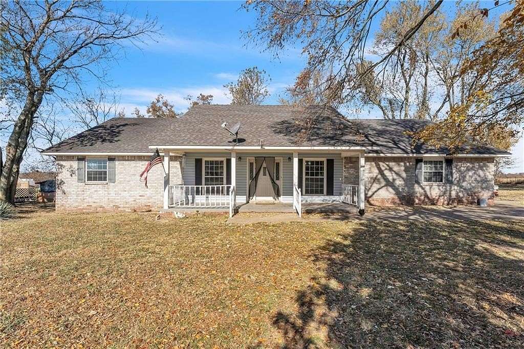 2.35 Acres of Residential Land with Home for Sale in Lincoln, Arkansas