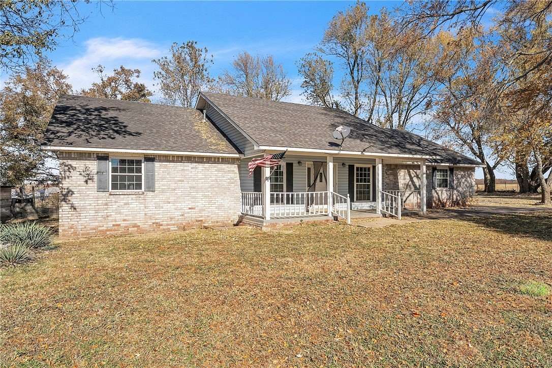 2.35 Acres of Land with Home for Sale in Lincoln, Arkansas