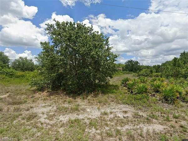 0.25 Acres of Residential Land for Sale in Lehigh Acres, Florida