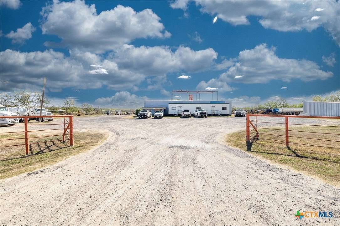 4 Acres of Improved Commercial Land for Sale in Nixon, Texas