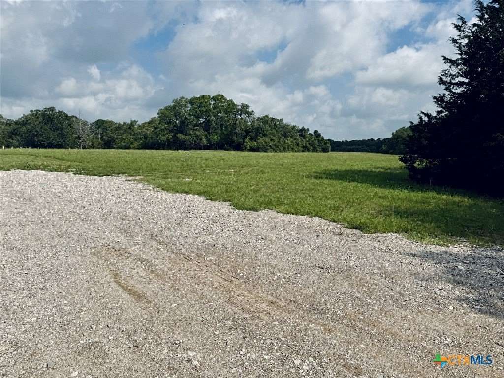 18 Acres of Recreational Land with Home for Sale in Hallettsville, Texas