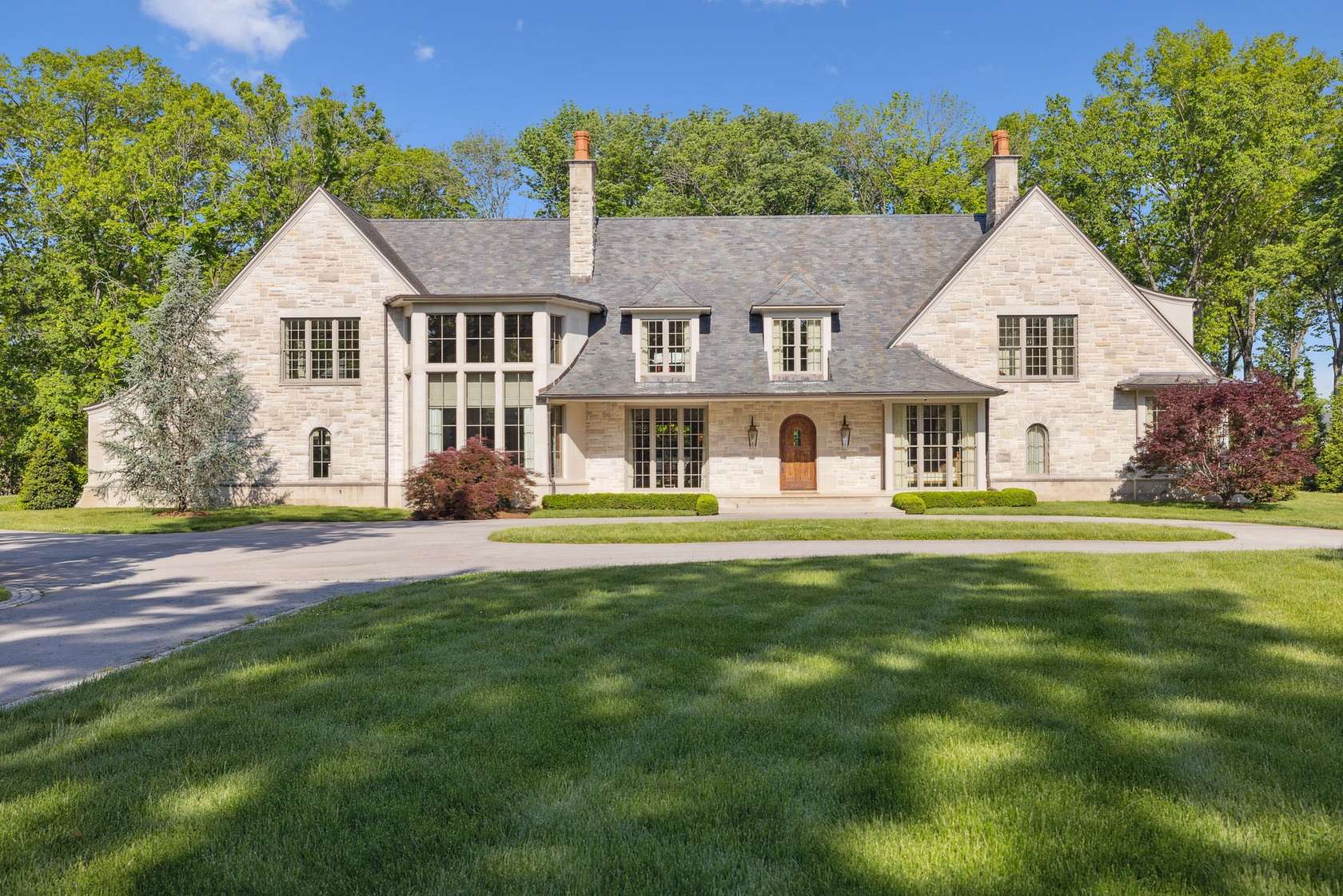 3.26 Acres of Residential Land with Home for Sale in Nashville, Tennessee