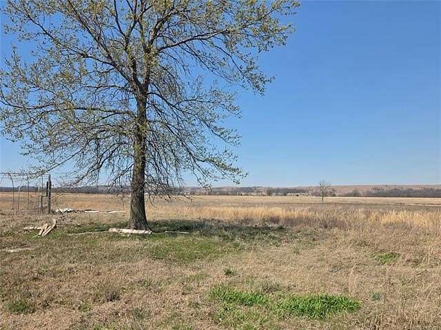40 Acres of Agricultural & Residential Land for Sale in Henryetta, Oklahoma