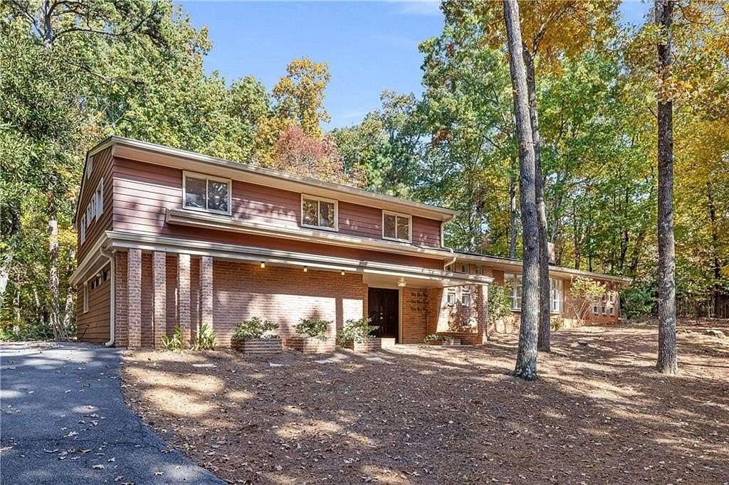 2.19 Acres of Residential Land with Home for Sale in Atlanta, Georgia