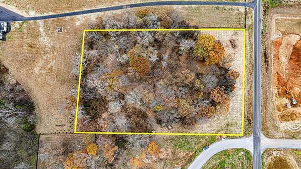 3.35 Acres of Land for Sale in Alvaton, Kentucky