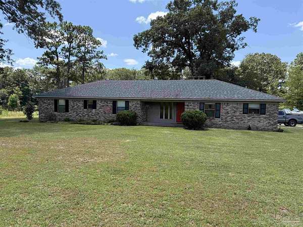 12 Acres of Land with Home for Sale in Andalusia, Alabama