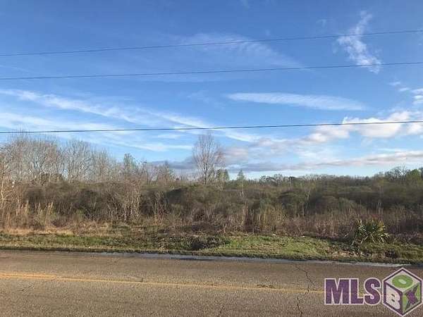 4.4 Acres of Residential Land for Sale in Baton Rouge, Louisiana