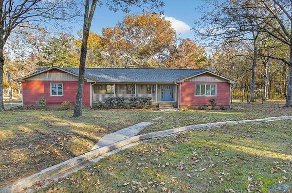 3.72 Acres of Residential Land with Home for Sale in Gadsden, Alabama