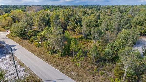 0.25 Acres of Residential Land for Sale in Lehigh Acres, Florida