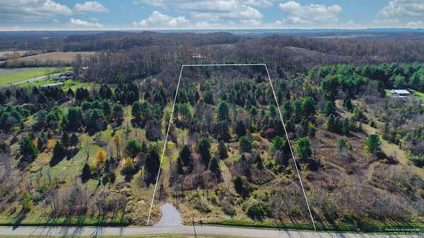 5 Acres of Residential Land for Sale in Amanda, Ohio