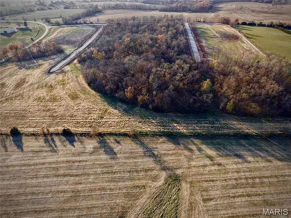 3 Acres of Residential Land for Sale in New London, Missouri