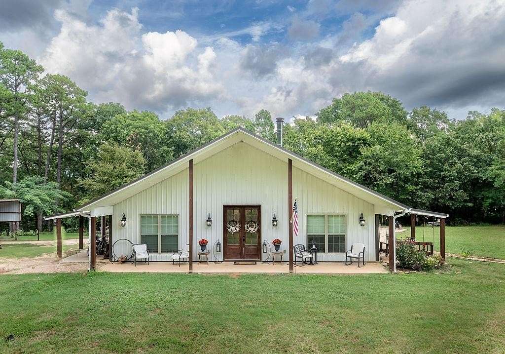 4 Acres of Residential Land with Home for Sale in West Fork, Arkansas