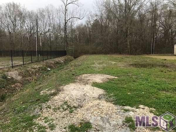 3.77 Acres of Residential Land for Sale in Baton Rouge, Louisiana