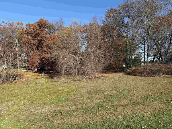 1 Acre of Residential Land for Sale in Wolcottville, Indiana