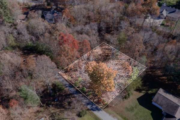 0.33 Acres of Residential Land for Sale in Crossville, Tennessee